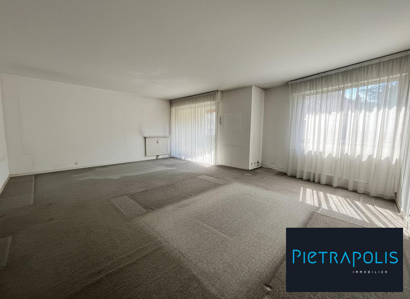 Appartement - 92 m² - 4 pièces