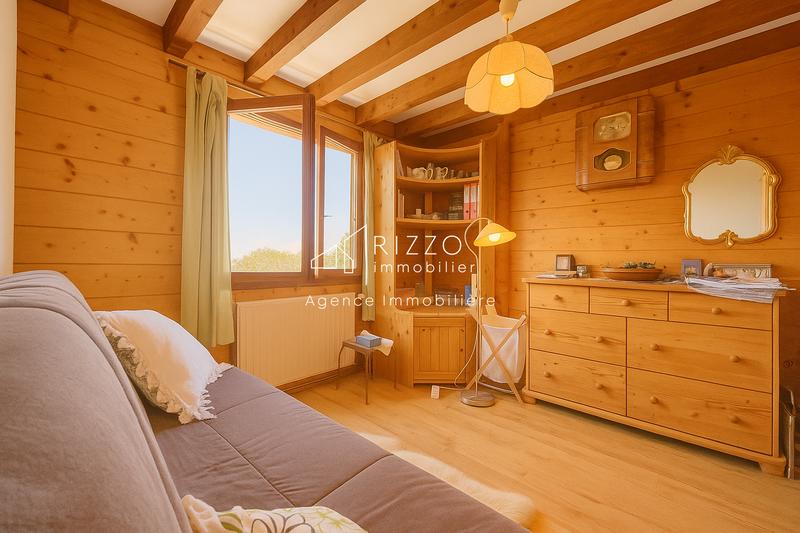 Maison - 145 m² - 5 pièces