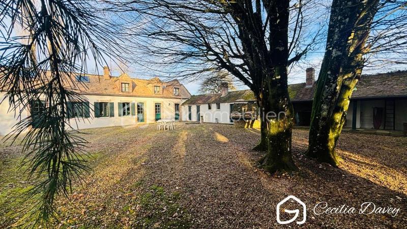 Propriété - 165 m² - 6 pièces