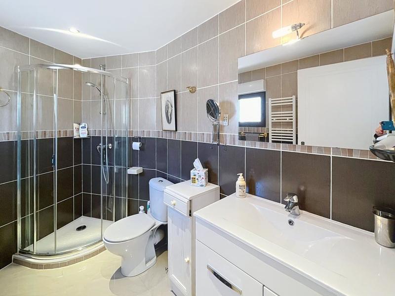 Appartement - 98 m² - 3 pièces