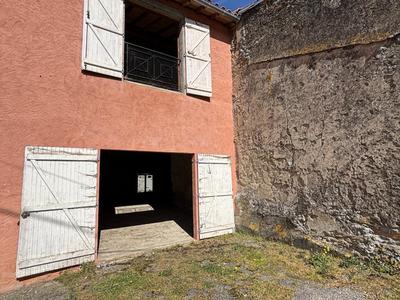 Maison - 93 m² - 1 pièce