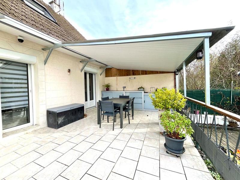 Maison - 121 m² - 4 pièces