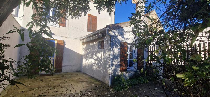 Maison - 94 m² - 4 pièces