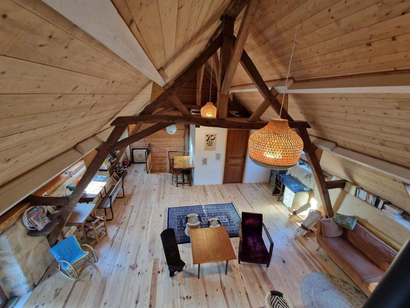 Maison - 246 m² - 10 pièces