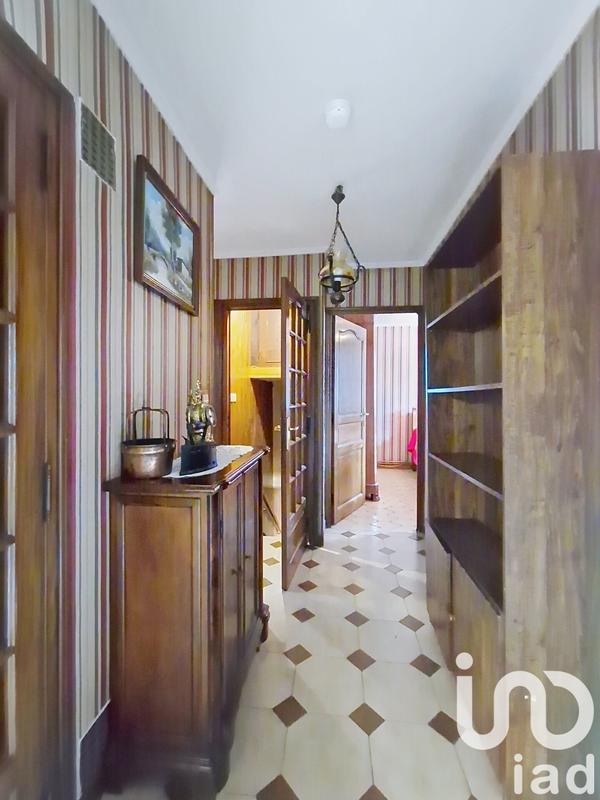 Maison - 188 m² - 10 pièces