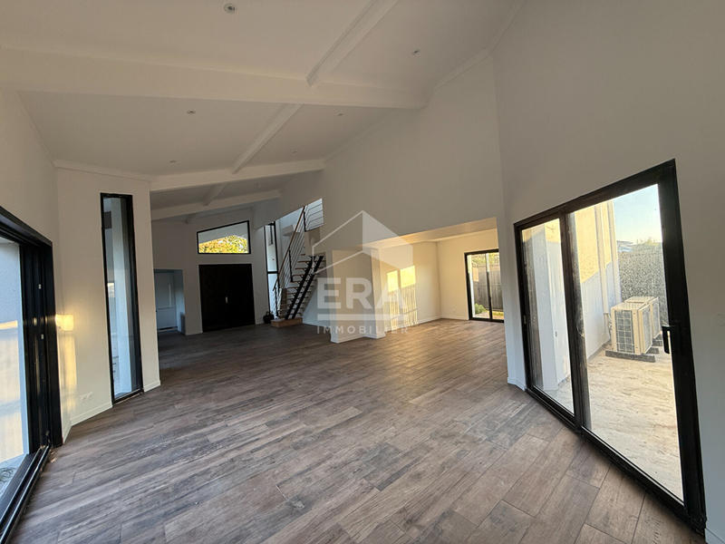 Maison - 125 m² - 5 pièces