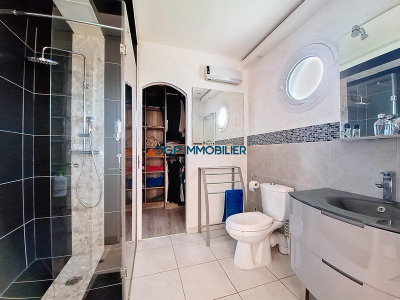 Maison - 160 m² - 4 pièces