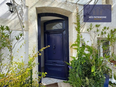 Maison ancienne - 300 m² - 12 pièces