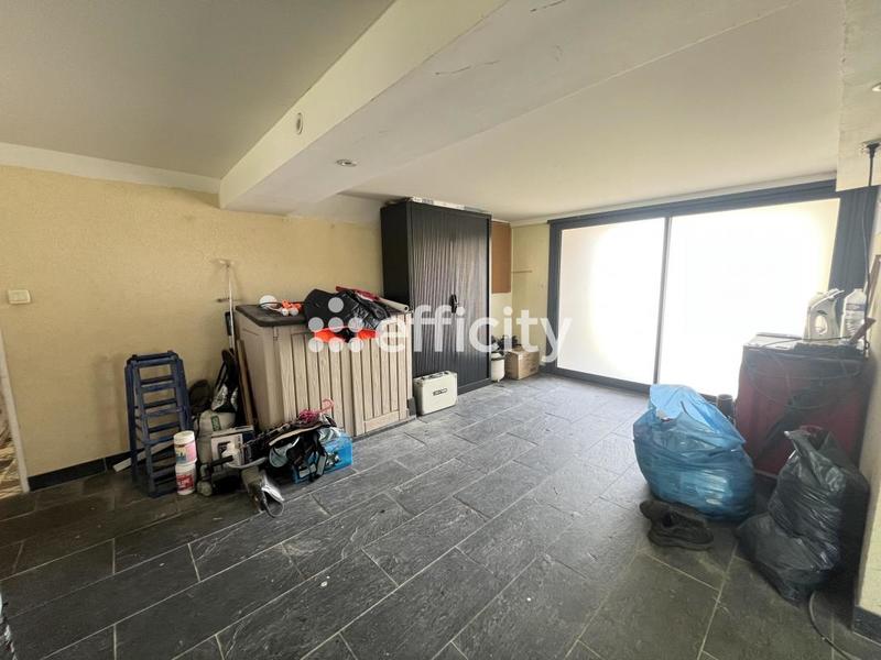 Pavillon - 193 m² - 8 pièces