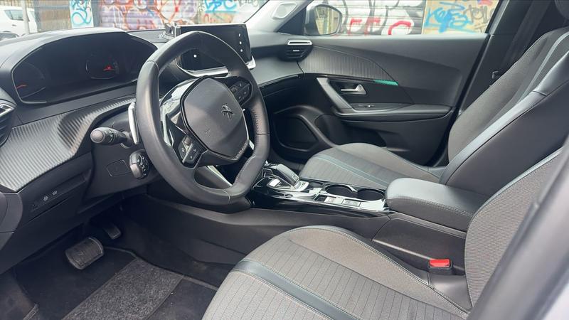 Peugeot 2008 II 1.2 Puretech 130 Eat8 Allure Pack