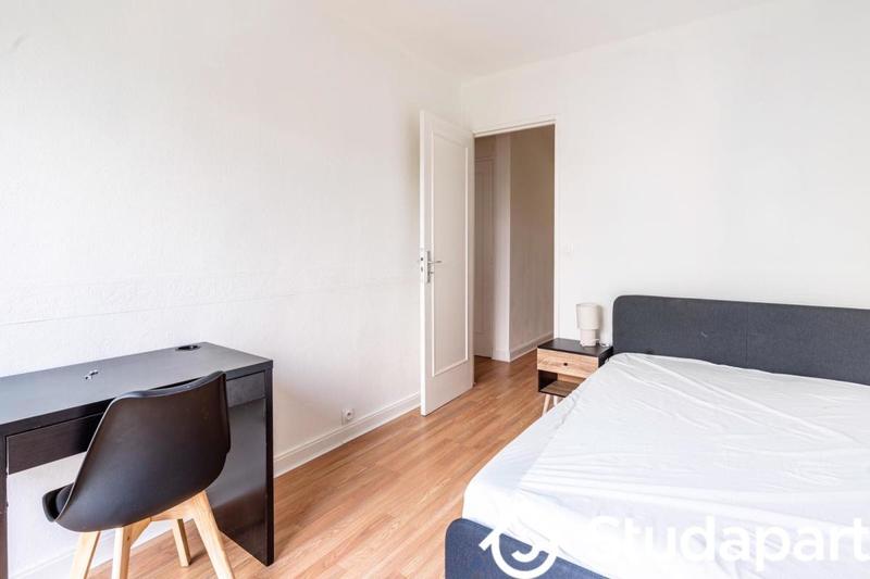 Chambre - 12 m² - 1 pièce