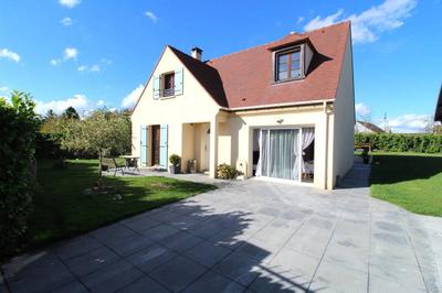 Maison - 123 m² - 6 pièces