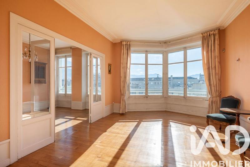 Appartement - 127 m² - 5 pièces