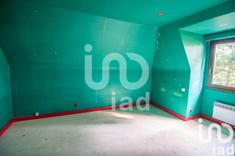 Maison - 208 m² - 8 pièces