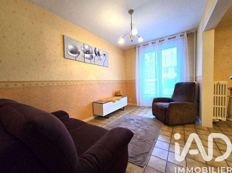 Maison - 114 m² - 8 pièces