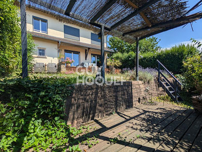 Maison - 102 m² - 6 pièces