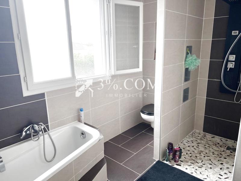 Maison - 110 m² - 6 pièces