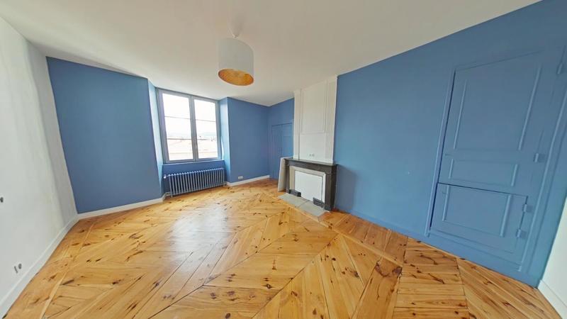 Appartement - 185 m² - 5 pièces