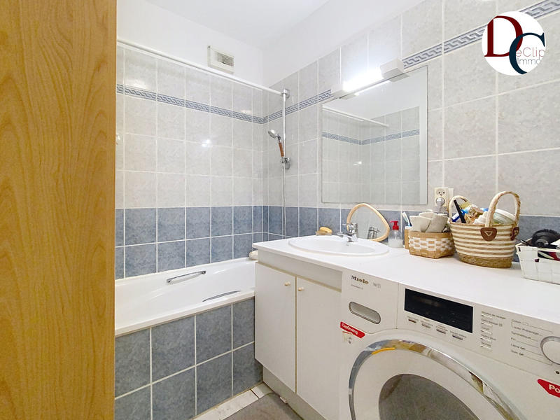 Appartement - 65 m² - 3 pièces