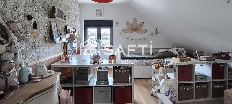 Maison - 96 m² - 6 pièces