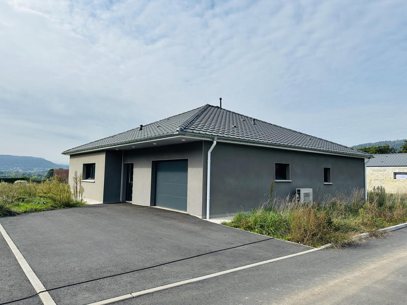 Villa - 146 m² - 6 pièces