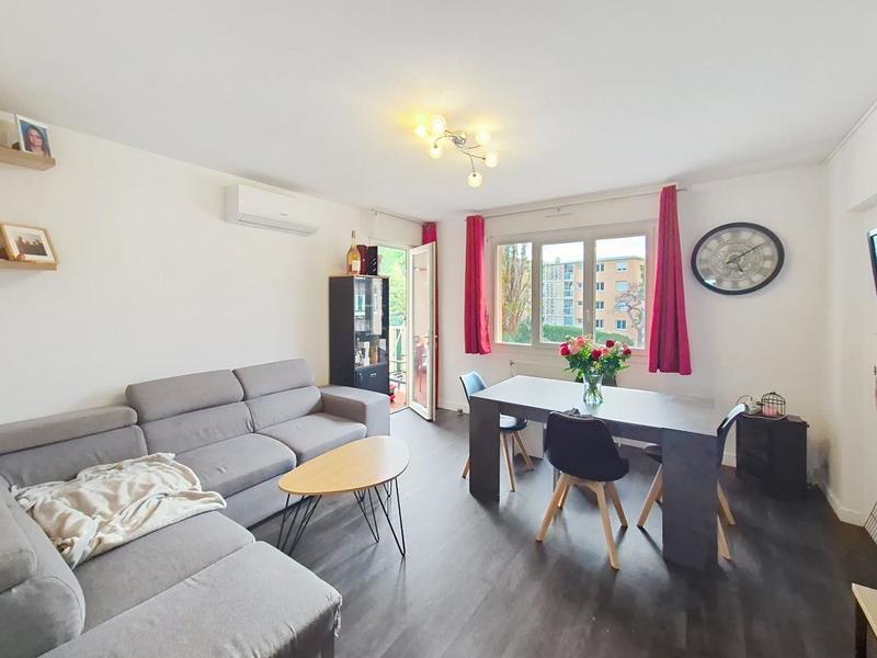 Appartement - 74 m² - 4 pièces