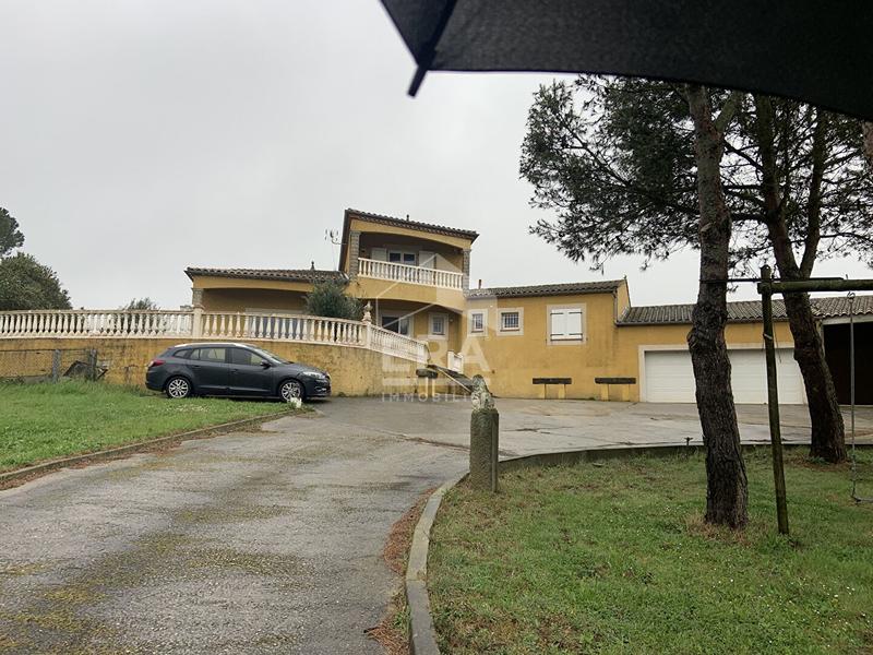 Villa - 204 m² - 5 pièces