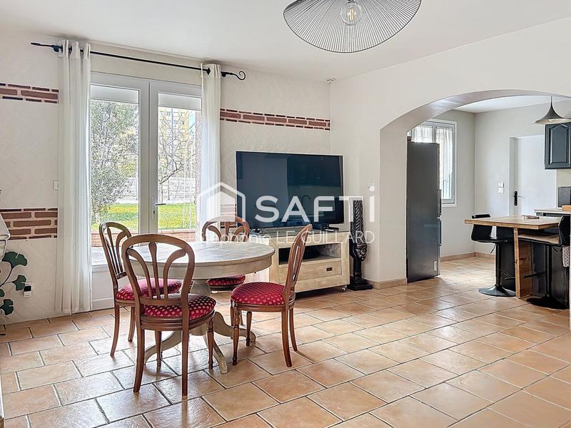 Maison - 93 m² - 4 pièces