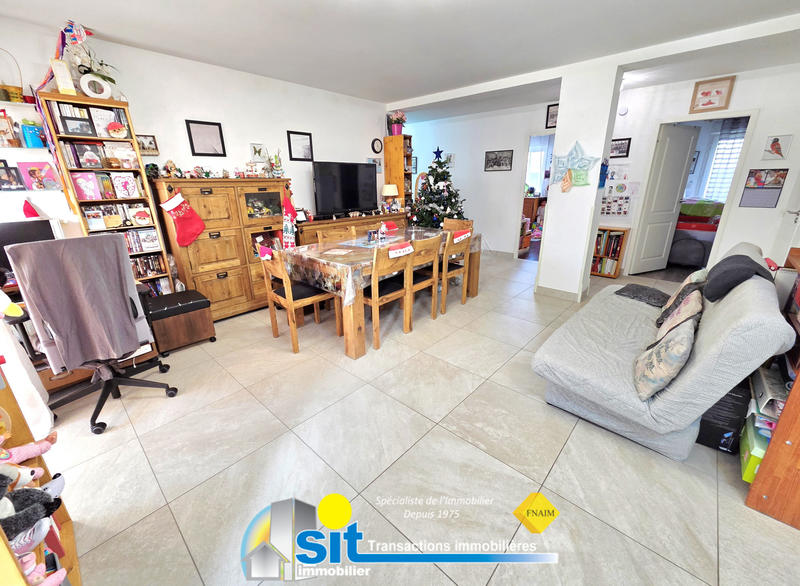 Appartement - 80 m² - 3 pièces