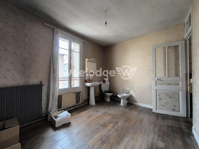 Maison ancienne - 181 m² - 10 pièces