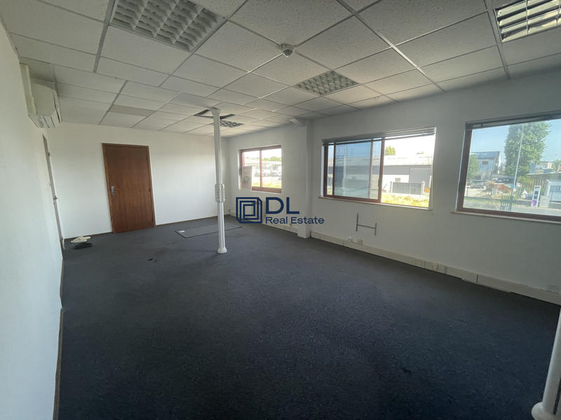 Entrepôt - 2 000 m²