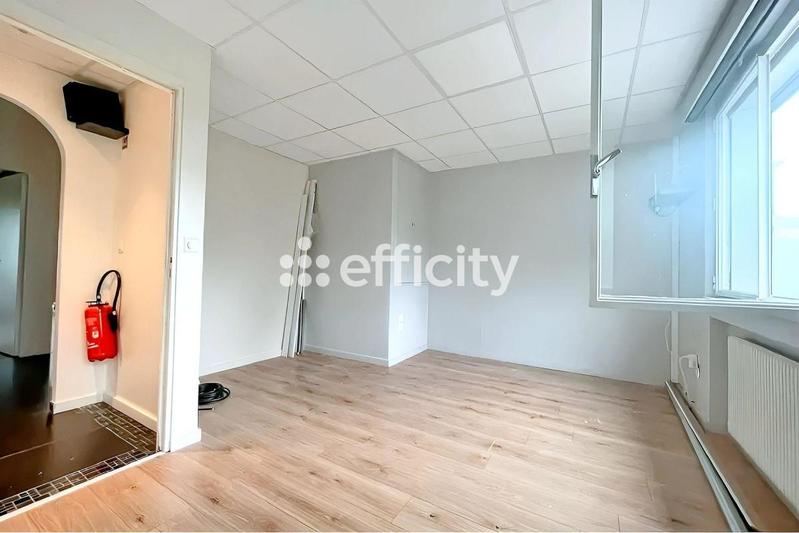 Immeuble - 277 m² - 14 pièces