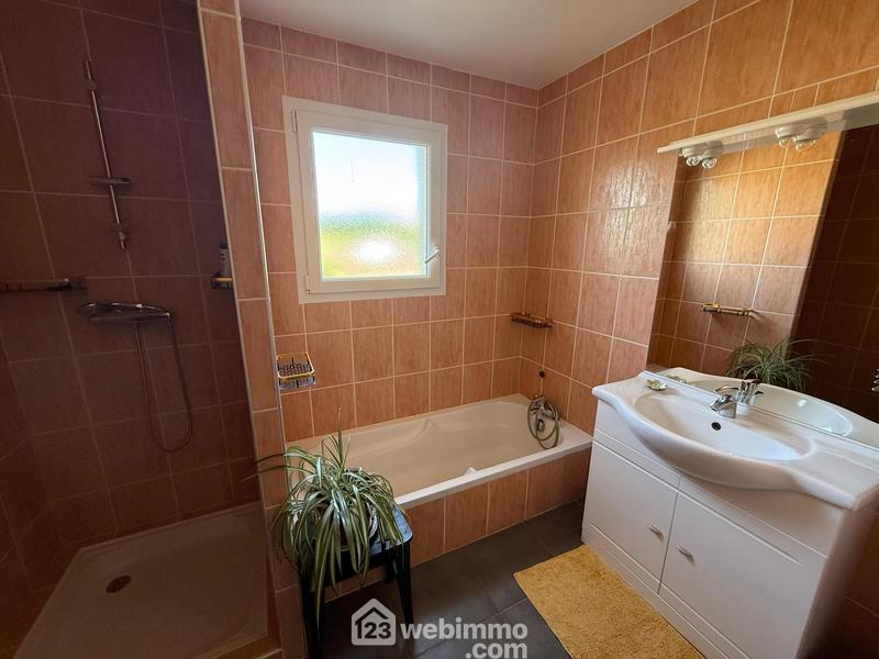 Maison - 92 m² - 4 pièces