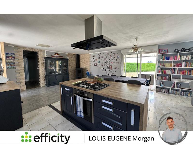 Pavillon - 158 m² - 8 pièces