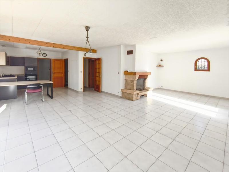 Maison - 145 m² - 6 pièces