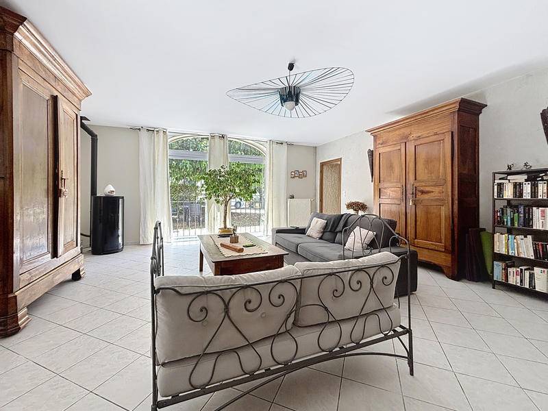 Mas - 195 m² - 5 pièces