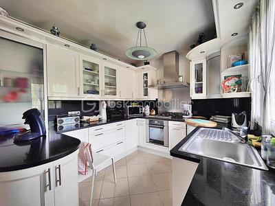 Maison traditionnelle - 120 m² - 5 pièces