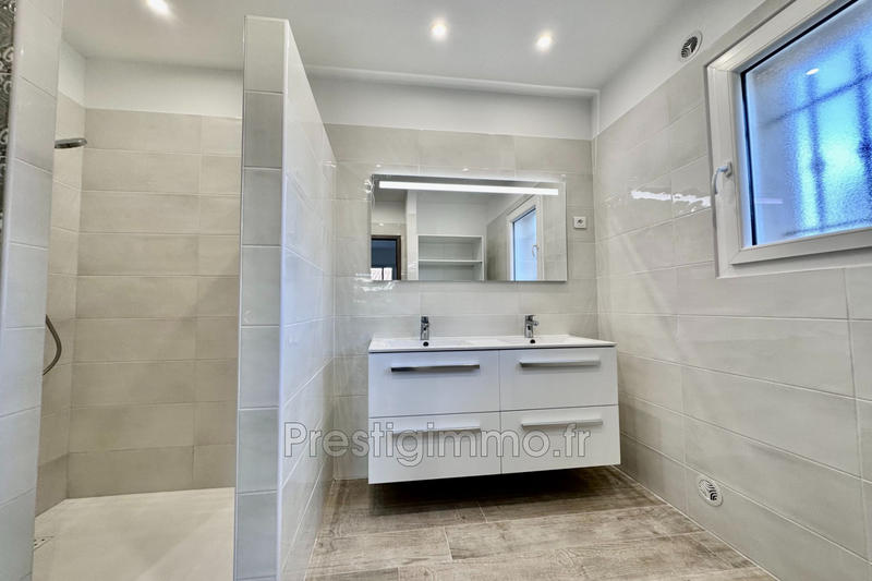 Villa - 188 m² - 5 pièces