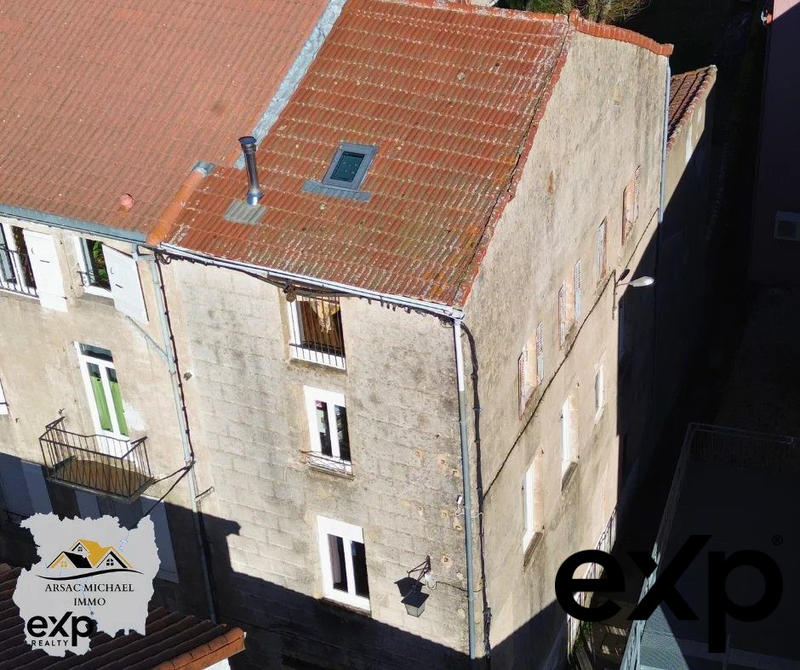 Maison traditionnelle - 115 m² - 6 pièces