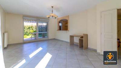 Appartement - 95 m² - 4 pièces