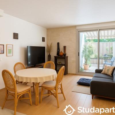 Chambre - 11 m² - 1 pièce