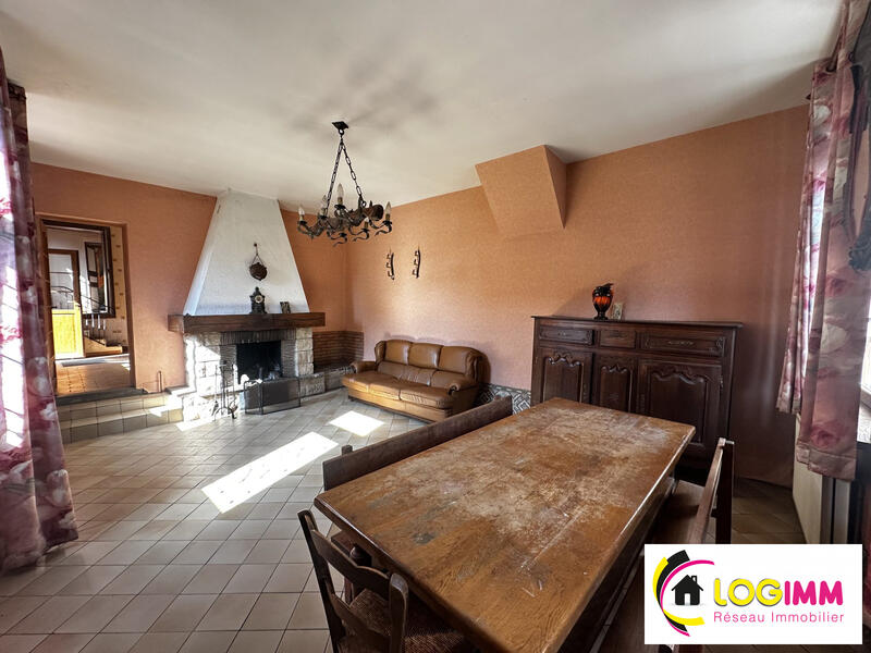 Maison - 99 m² - 4 pièces