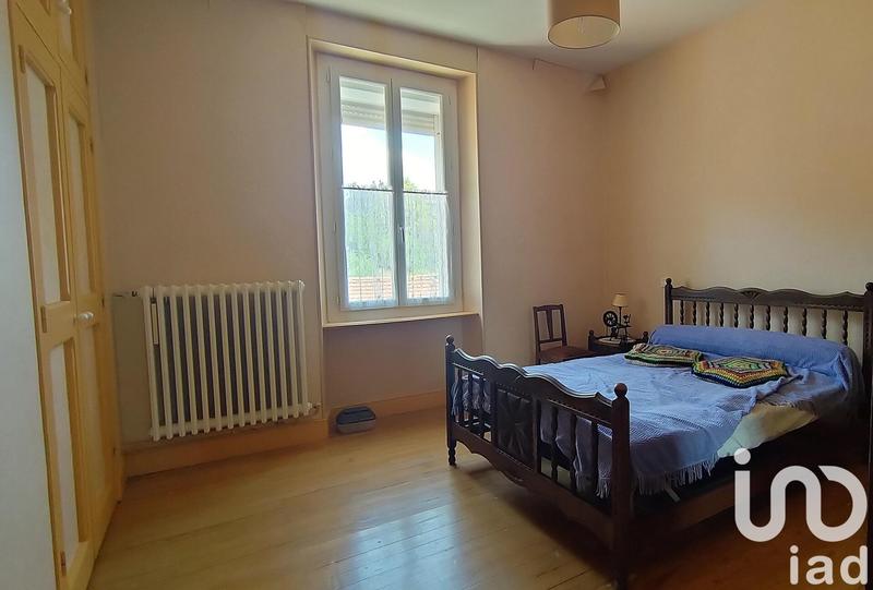 Maison - 185 m² - 9 pièces