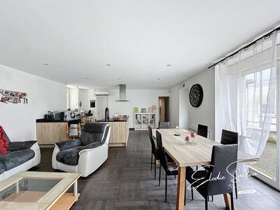 Maison - 105 m² - 5 pièces