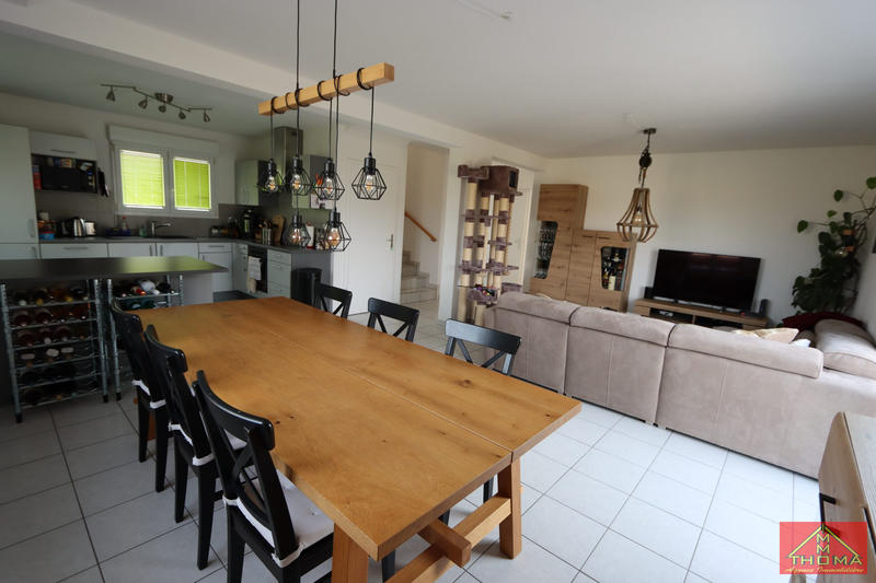 Maison - 110 m² - 6 pièces