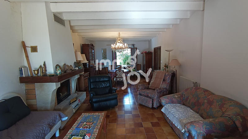 Maison - 180 m² - 5 pièces