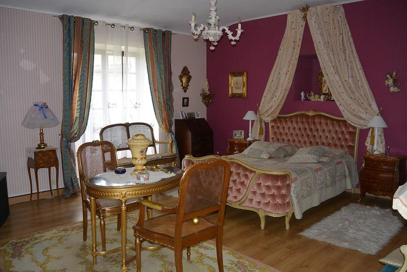 Maison - 177 m² - 7 pièces