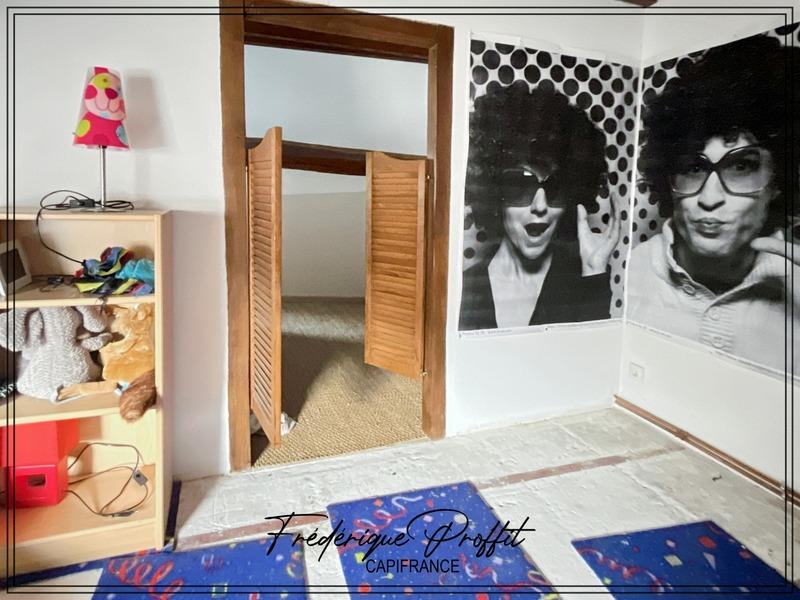 Maison - 121 m² - 5 pièces