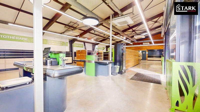 Local commercial - 436 m² - 4 pièces