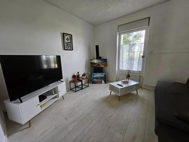 Maison de ville - 110 m² - 8 pièces